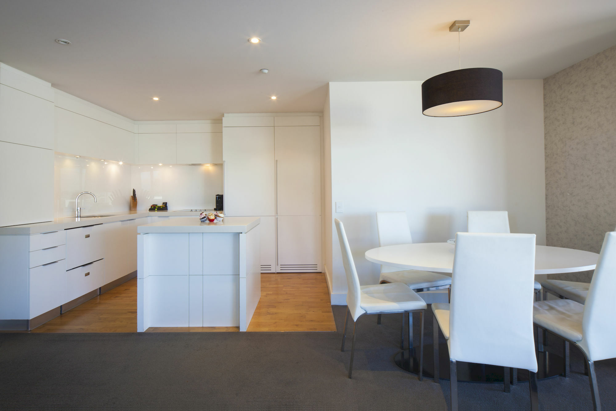 Luxury Lake Suites Queenstown Exterior photo