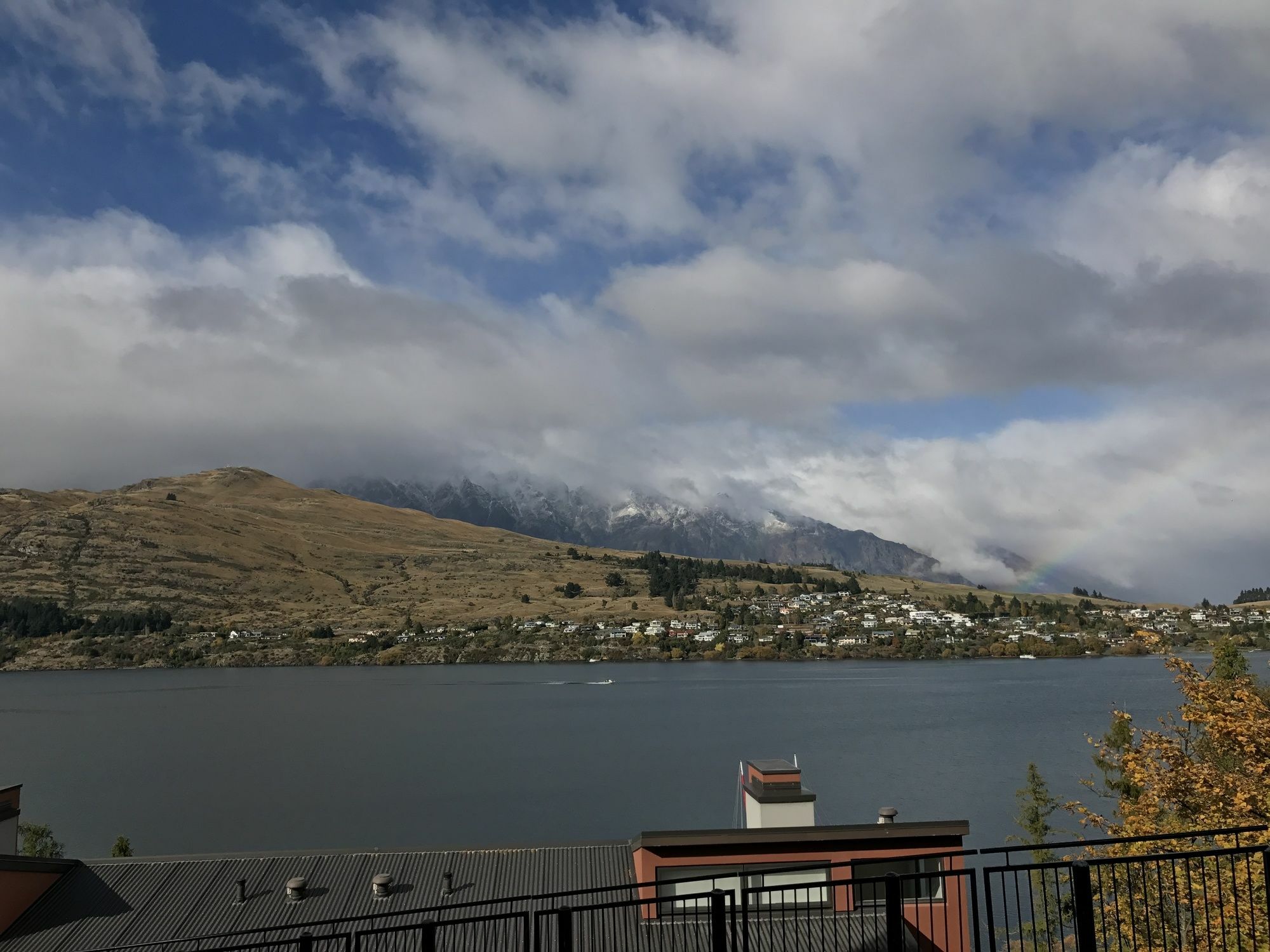 Luxury Lake Suites Queenstown Exterior photo
